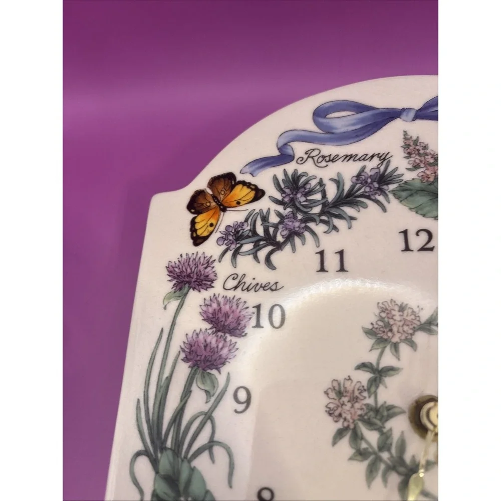 Olive Street Pottery Herb And Butterfly Clock. Works.